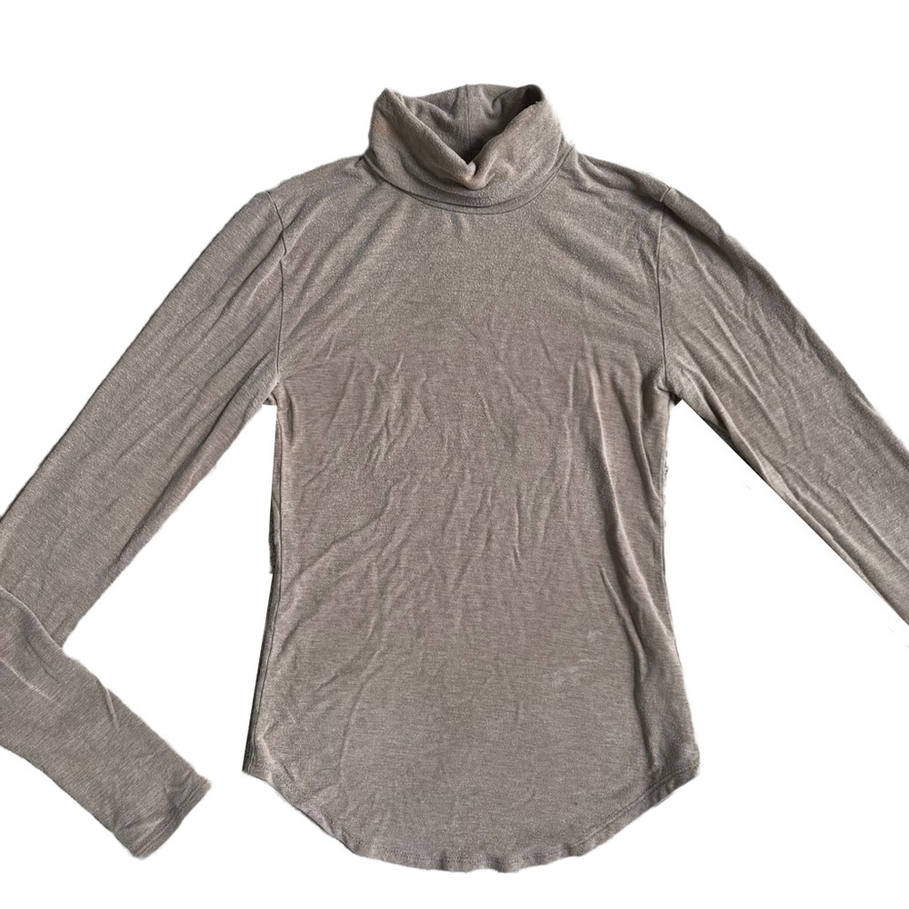 BABATON OATMEAL / TAN “EVERYDAY” LONG SLEEVE FULL LENGTH TURTLENECK SIZE SMALL